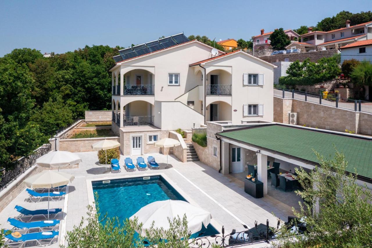 Villa Vires Labin  Eksteriør bilde