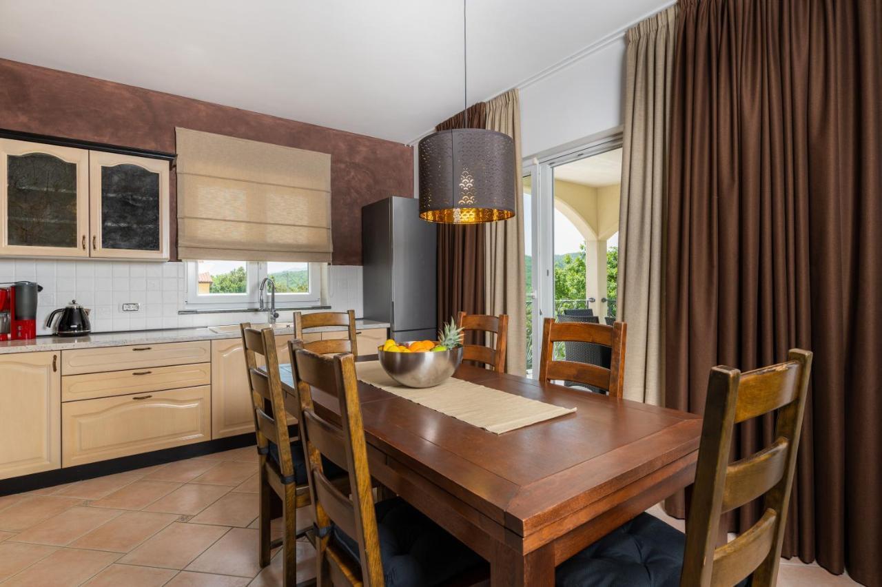 Villa Vires Labin  Eksteriør bilde