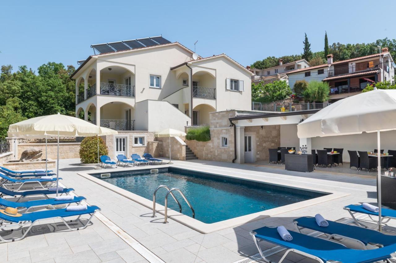 Villa Vires Labin  Eksteriør bilde