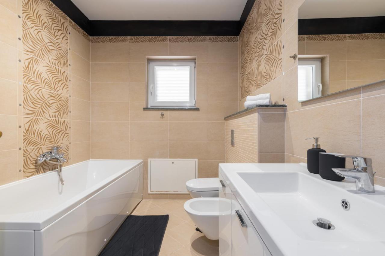 Villa Vires Labin  Eksteriør bilde