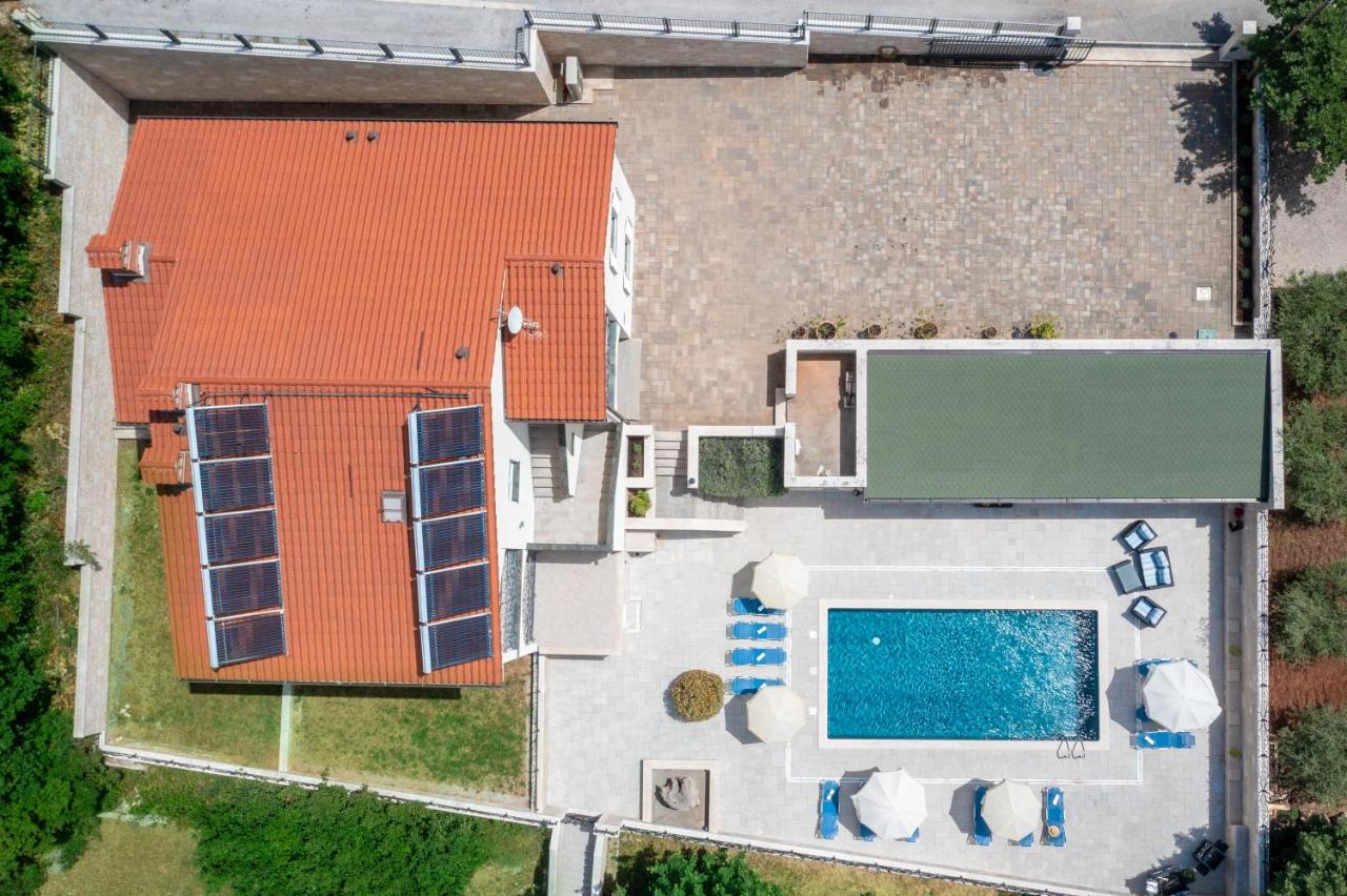 Villa Vires Labin  Eksteriør bilde